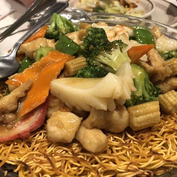 Chef Chu's - Combo Crispy Noodles. - Chinese Near Me - Los Altos, California