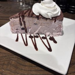 Teton mountain ice cream pie