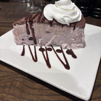 Roosevelts - Teton mountain ice cream pie - American Near Me - Jackson, Wyoming