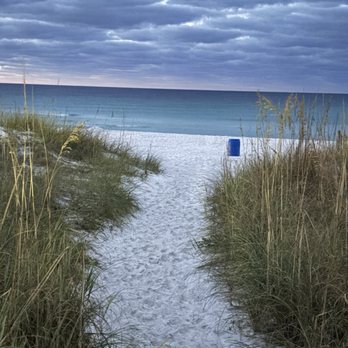 Camille's at Crystal Beach - Great beach in Destin - Sandwiches Near Me - Destin, Florida Camille's at Crystal Beach - Great beach in Destin - Sandwiches Near Me - Destin, Florida