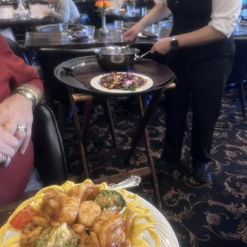 Hunan Taste - Flambé fillet mignon with rum sauce. - Chinese Near Me - Montclair, New Jersey