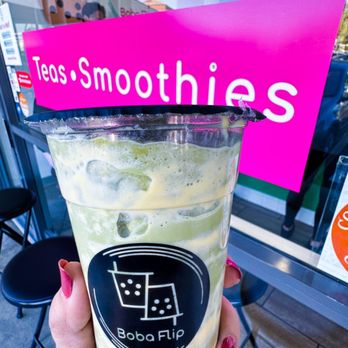 Boba Flip - Matcha Swirl Smoothie with Boba - Bubble Tea Near Me - Brea, California