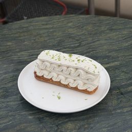 Blondie bar - phenomenal Blondie bar - phenomenal