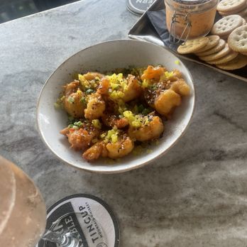 Tavern & Table - New American Near Me - Mt. Pleasant, South Carolina