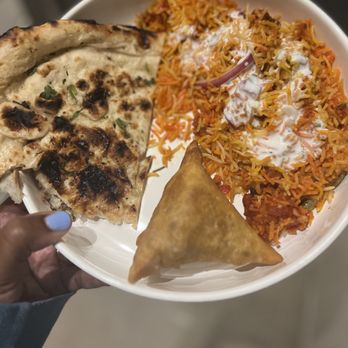 Dosa South Indian Grill - Hyderabad Special Chicken Biryani, Lamb Samosa, Garlic Naan - Indian Near Me - Bloomington, Minnesota Dosa South Indian Grill - Hyderabad Special Chicken Biryani, Lamb Samosa, Garlic Naan - Indian Near Me - Bloomington, Minnesota