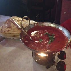 India Palace - Butter chicken med nan brød