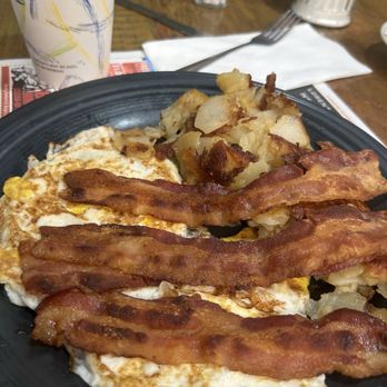 Marilyn's Cafe - Diners Near Me - Chester, New Jersey Marilyn's Cafe - Diners Near Me - Chester, New Jersey