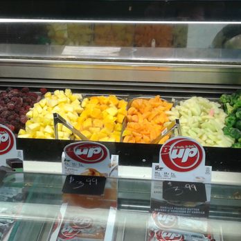 Juice Monkey Smoothie Bar - Smoothie Station Fruit Choices - Juice Bars & Smoothies Near Me - Ottawa, Ontario