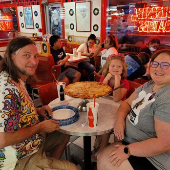 Cakes & Creams - Their Pizza - Pizza Near Me - Branson, Missouri Cakes & Creams - Their Pizza - Pizza Near Me - Branson, Missouri