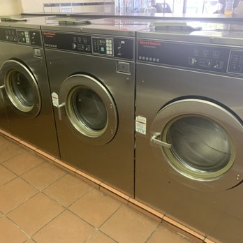 Jorge’s Coin Laundry - Laundry Services Near Me - Miami, Florida