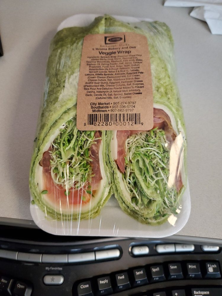 L’AROMA BAKERY & DELI NEW SAGAYA MIDTOWN MARKET Updated September 2024 17 Photos & 15