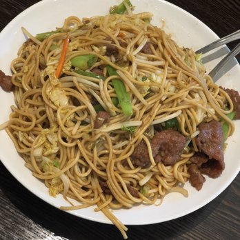 Nomad Asian Bistro - Beef chow mein - Chinese Near Me - Long Beach, California