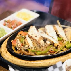 Mexican Amigos - Chicken fajitas