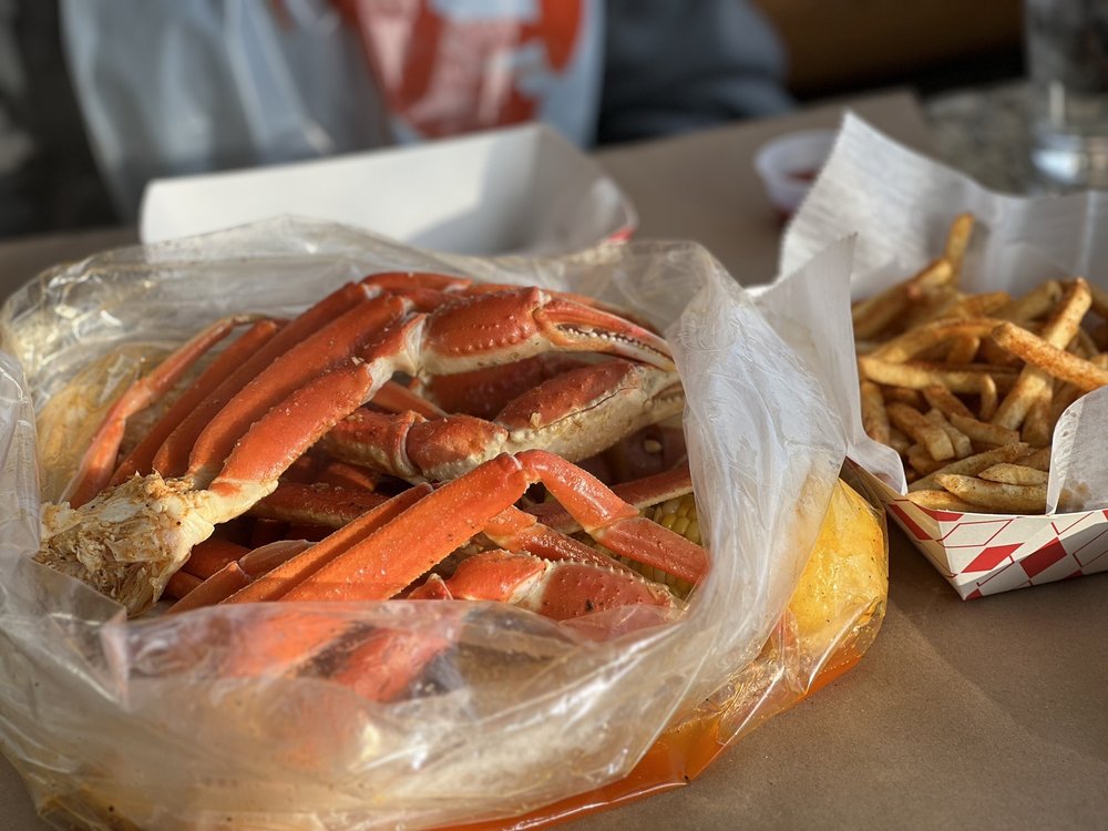 Social spots from Happy Crab