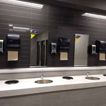 Love's Travel Stop - Modern washroom facilities. - Gas Stations Near Me - St. Clair, Michigan