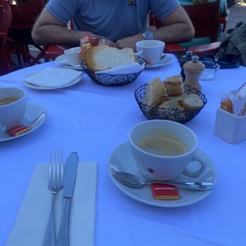 Sénéquier - Baguette and espresso - Cafes Near Me - Saint Tropez, 83 Sénéquier - Baguette and espresso - Cafes Near Me - Saint Tropez, 83