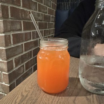 Homeroom Berkeley - Strawberry Limeade - Comfort Food Near Me - Berkeley, California