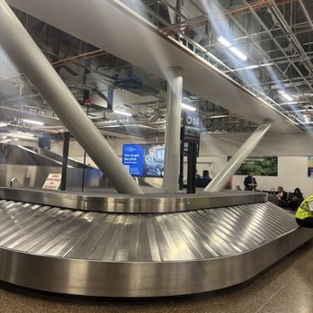 Alaska Airlines - No baggage found at the carousel the Alaska app mentioned. - Airlines Near Me - Seattle, Washington Alaska Airlines - No baggage found at the carousel the Alaska app mentioned. - Airlines Near Me - Seattle, Washington
