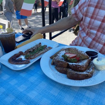Immigrant Son Caffe - French toast with bacon flight - New American Near Me - Ventura, California Immigrant Son Caffe - French toast with bacon flight - New American Near Me - Ventura, California