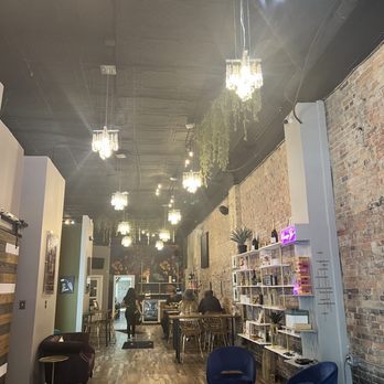 The Sip Room - Vibes - Bars Near Me - Fayetteville, North Carolina