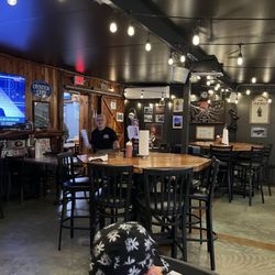 Simply Seafood & Oyster Bar