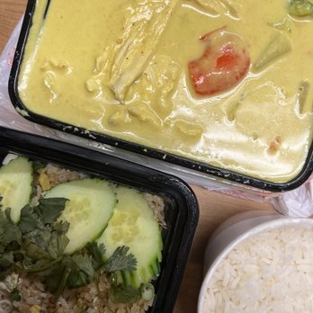 Bahn Thai - Yellow curry and crab fried rice - Thai Near Me - San Diego, California Bahn Thai - Yellow curry and crab fried rice - Thai Near Me - San Diego, California