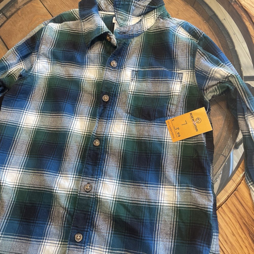 Blue Mountain Thrift Store - Boy button up long sleeve shirt- $3.99 - Thrift Stores Near Me - Palmyra, Pennsylvania Blue Mountain Thrift Store - Boy button up long sleeve shirt- $3.99 - Thrift Stores Near Me - Palmyra, Pennsylvania
