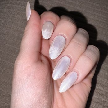 Zode Nail Bar - Streaky Chrome - Nail Technicians Near Me - Kirkland, Washington