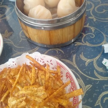 Sang's Chinese Food - Shrimp dumplings and shrimp and taro cake - Dim Sum Near Me - North Miami Beach, Florida