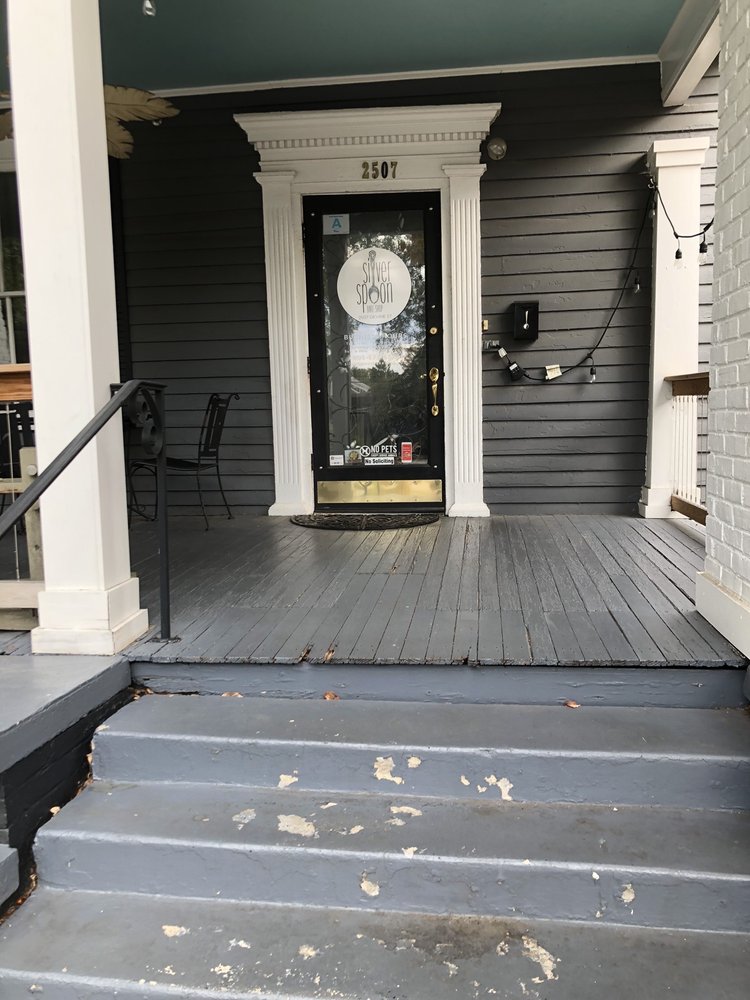 SILVER SPOON BAKE SHOP 73 Photos & 52 Reviews 2507 Devine St