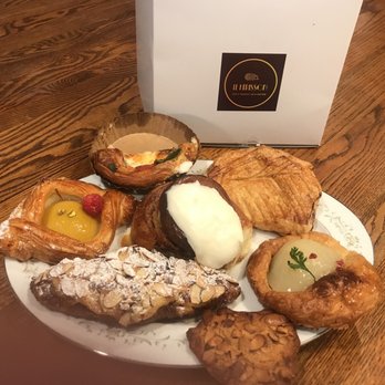Le Hérisson - Cinnamon roll, Peach pastry, Pear pastry , Almond danish, Apple pie danish and a cookie. We also had the Popeye. - Cafes Near Me - Simi Valley, California Le Hérisson - Cinnamon roll, Peach pastry, Pear pastry , Almond danish, Apple pie danish and a cookie. We also had the Popeye. - Cafes Near Me - Simi Valley, California