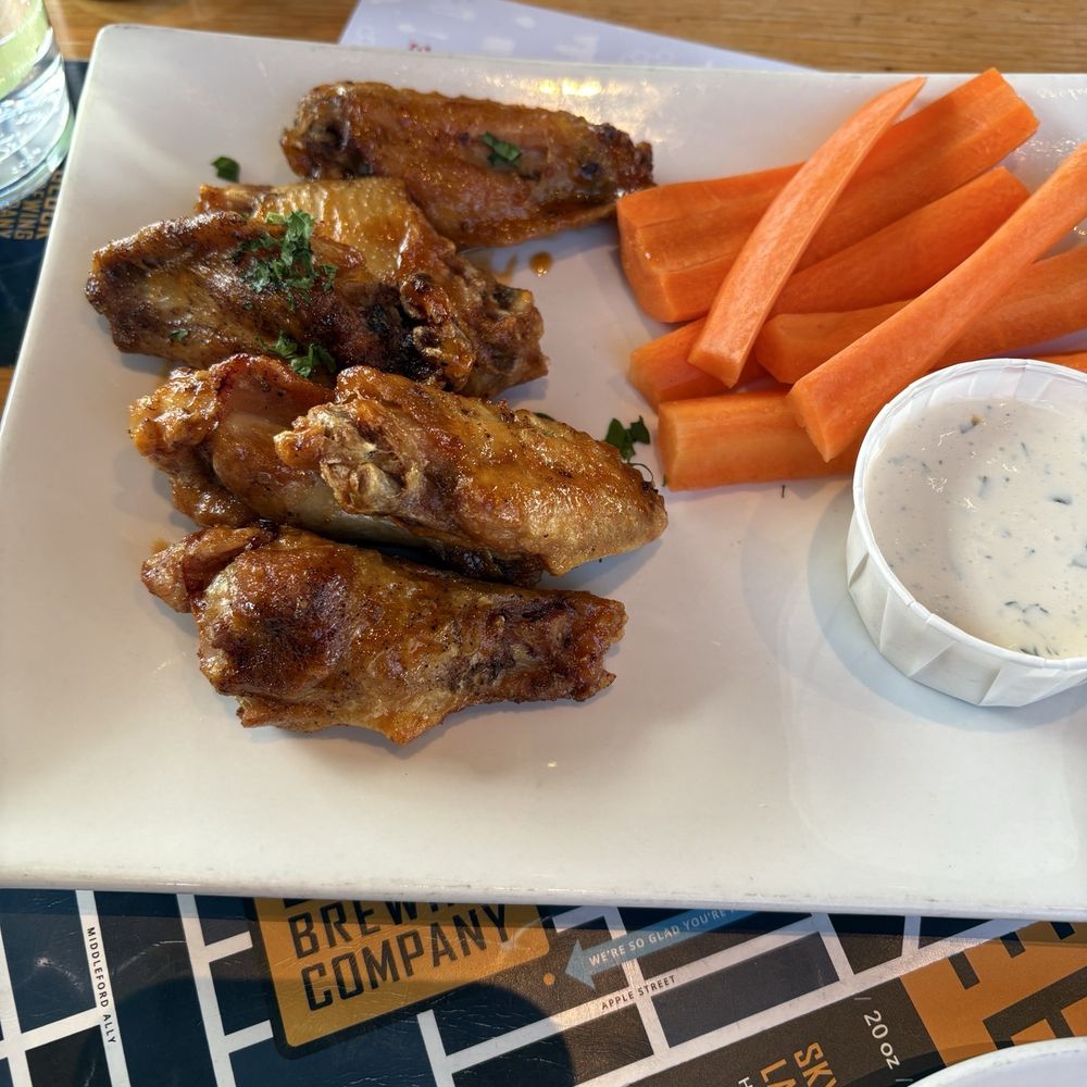 Common Block Brewing Company - New American Near Me - Medford, Oregon