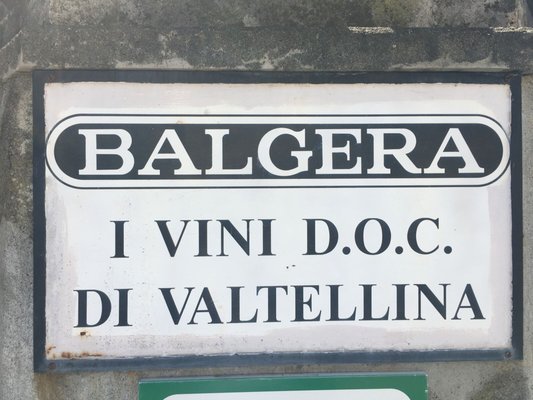 GRAPE + BEAN TASTING ROOM by null