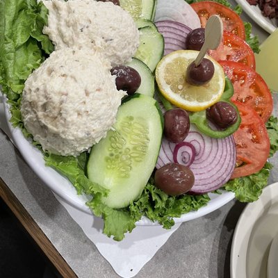 Hymie's by null