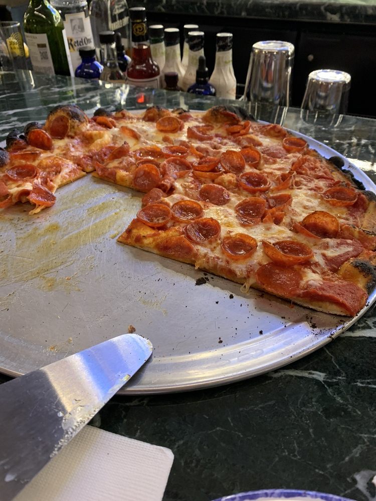 RAIL TRAIL FLATBREAD 21 Photos & 23 Reviews 223 Main St, Milford