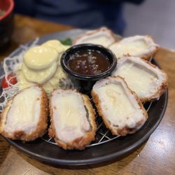 Kurobuta - Cheese kastu