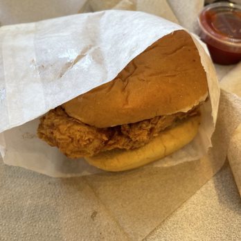 EARL Kapolei - Sandwiches Near Me - Kapolei, Hawaii