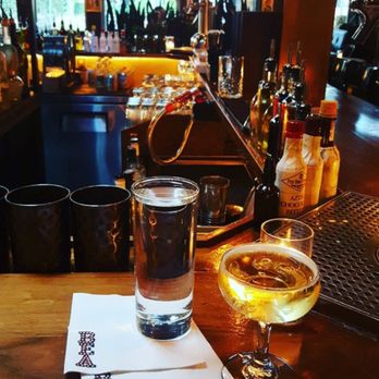 Bea - Cocktail Bars Near Me - New York, New York