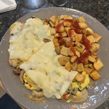 The Cracked Egg - Breakfast & Brunch Near Me - Henderson, Nevada The Cracked Egg - Breakfast & Brunch Near Me - Henderson, Nevada
