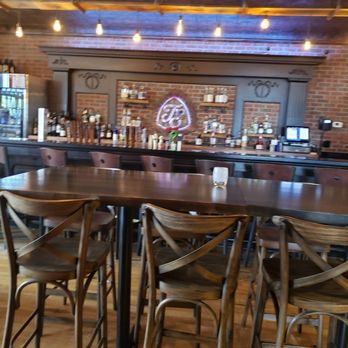 Trail’s Edge Brewery - New American Near Me - Frankfort, Illinois Trail’s Edge Brewery - New American Near Me - Frankfort, Illinois