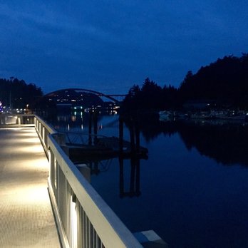 Dirty Biter Park - View of Rainbow Bridge from Dirty Biter Park - Parks Near Me - La Conner, Washington Dirty Biter Park - View of Rainbow Bridge from Dirty Biter Park - Parks Near Me - La Conner, Washington