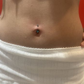Ink Monkey Tattoo and Piercing - Naval piercing - Piercing Near Me - Venice, California