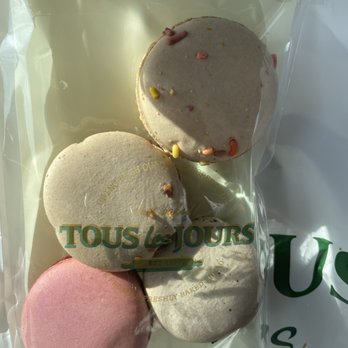 Tous Les Jours - Macarons (Raspberry, Vanilla, Cookies & Cream, Birthday cake) - Bakeries Near Me - Pineville, North Carolina