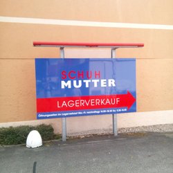 Mutter - Schuh Mutter in Baden - Baden macht auch Lagerverkauf.  (07.06.2017)