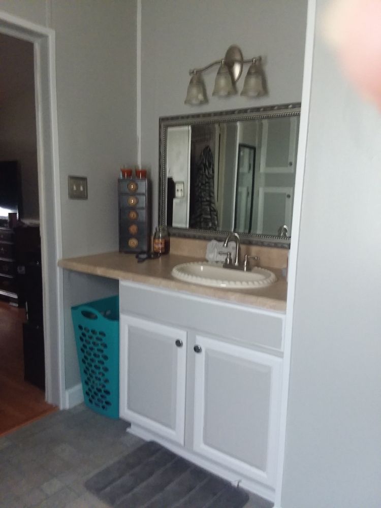 Slide of Carolina handyman and lawn care service