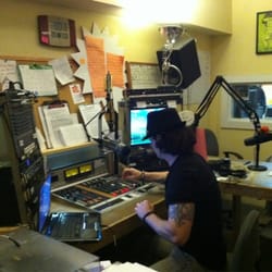 Valley Free Radio