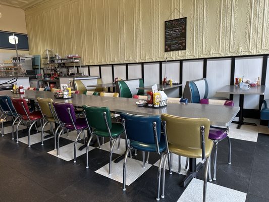The Main Cafe by null