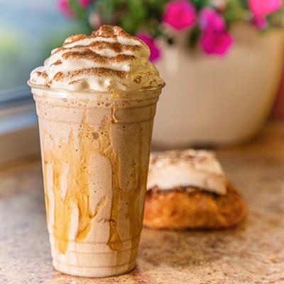 Patis Bakery by null