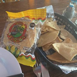 Started out with chips and salsa. Started out with chips and salsa.