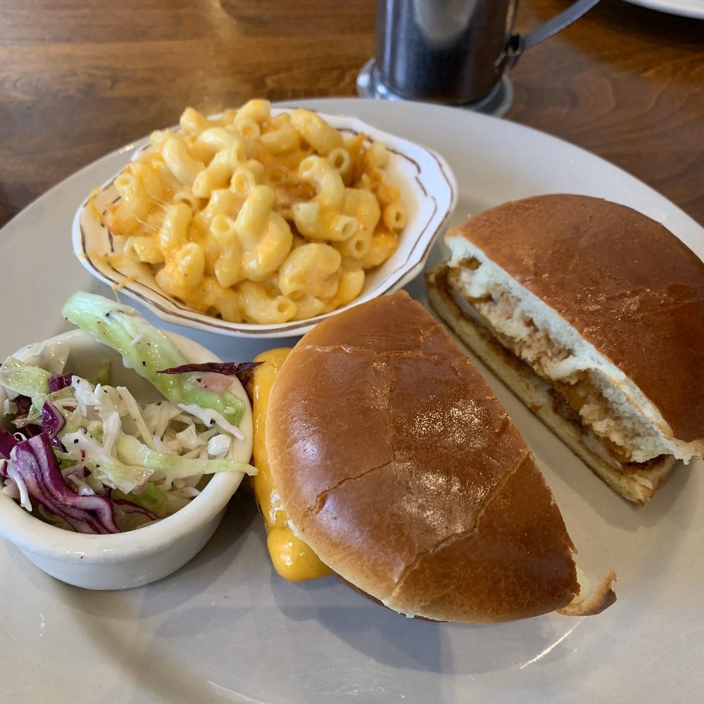 Wishbone - N.C. Style Fried Chicken Sandwich Macaroni & Cheese coleslaw - Breakfast & Brunch Near Me - Chicago, Illinois Wishbone - N.C. Style Fried Chicken Sandwich Macaroni & Cheese coleslaw - Breakfast & Brunch Near Me - Chicago, Illinois